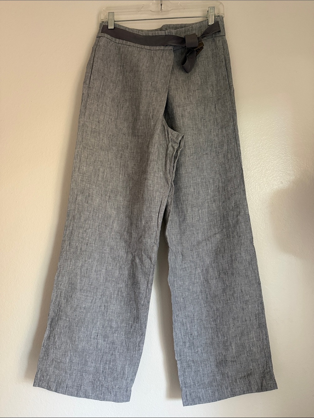 Peserico Gray Wide-Leg Linen Blend Pants with Dark Waistband